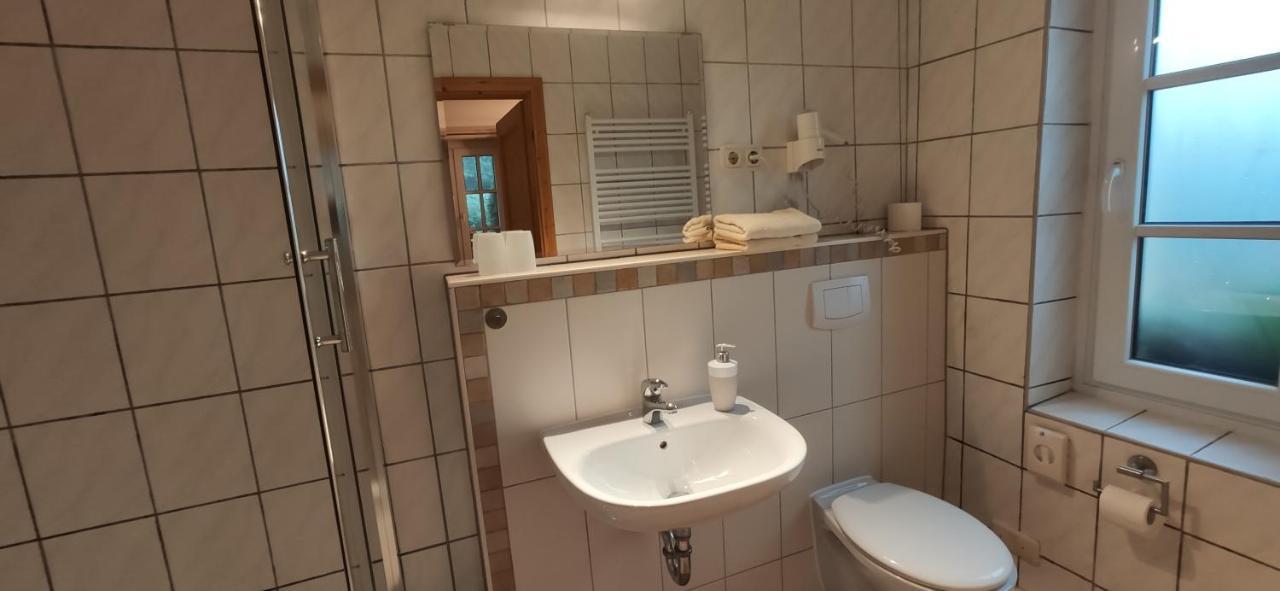Wirtshaus Neuenkirchen Hotel Neuenkirchen auf Rugen Екстериор снимка