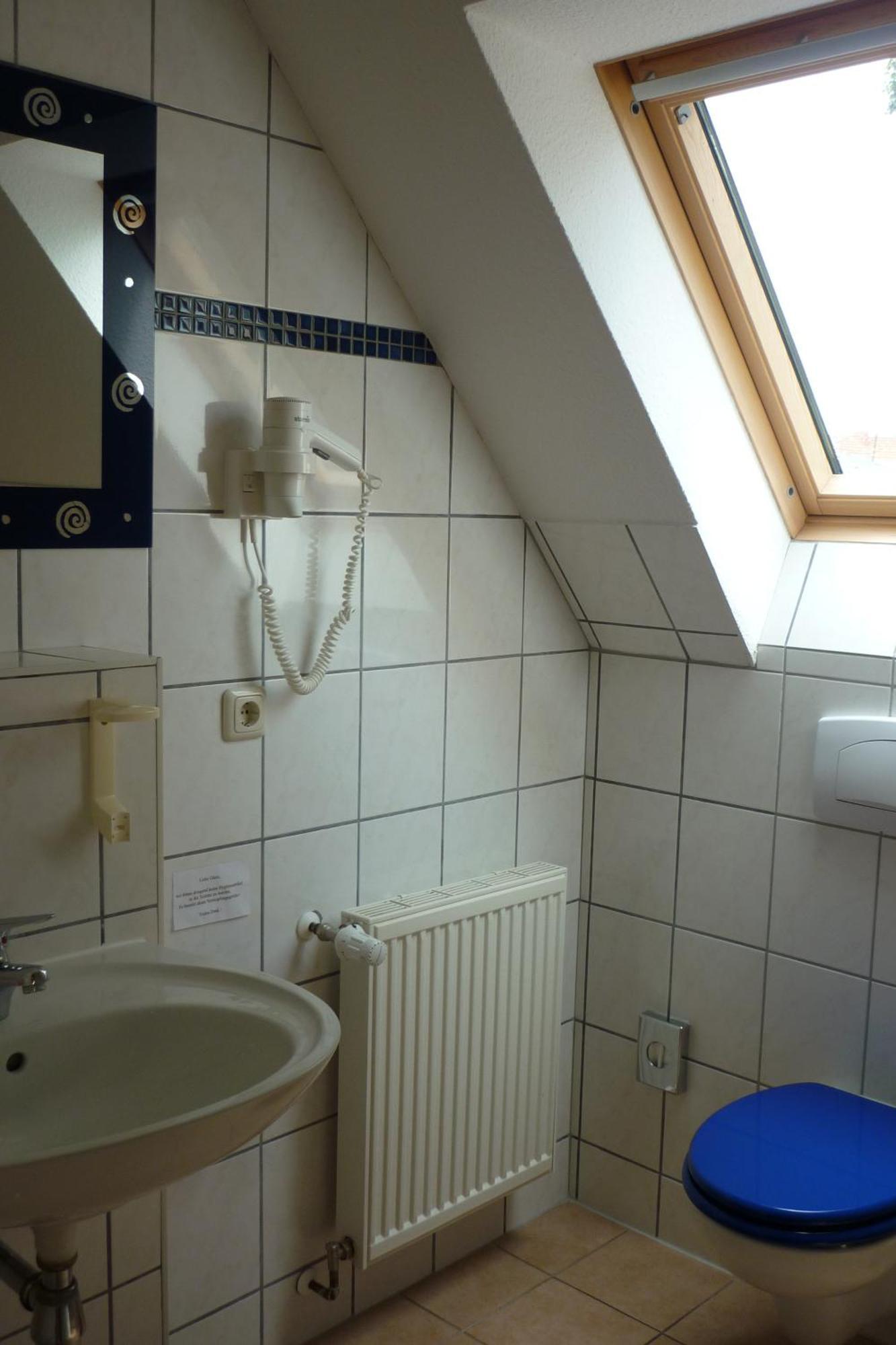 Wirtshaus Neuenkirchen Hotel Neuenkirchen auf Rugen Екстериор снимка